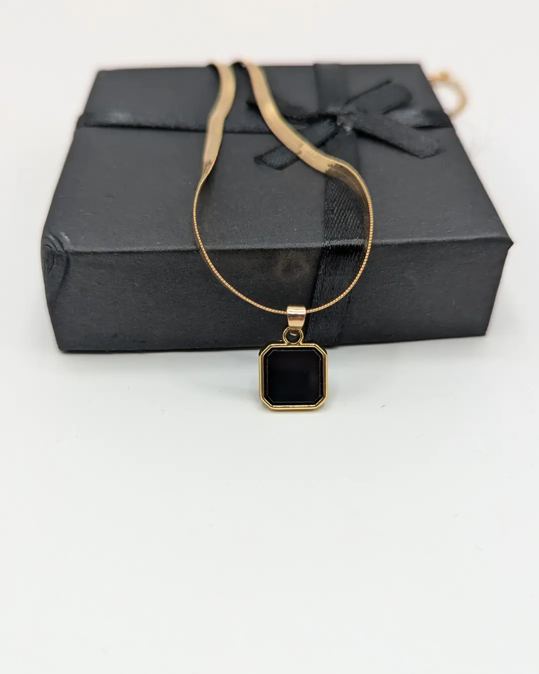 Crystal Black Necklace - KHAAS Items