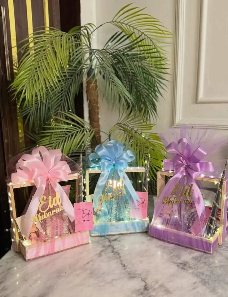 Eid Bangles & Lights Gift Basket - KHAAS Items
