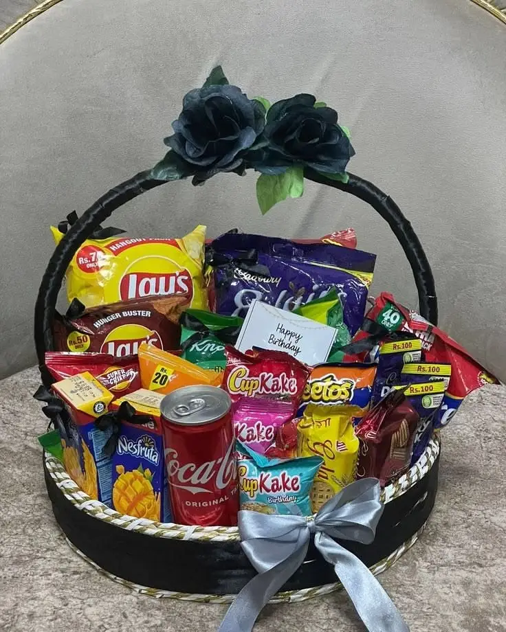 Munchies Foodie Snack Basket - KHAAS Items
